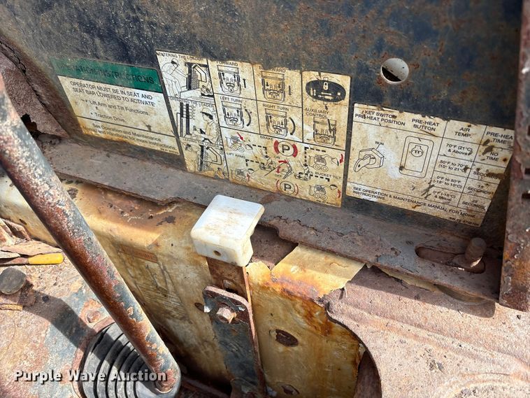 image for item EM6130 1998 Bobcat 773 skid steer loader