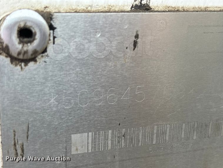 image for item EM6130 1998 Bobcat 773 skid steer loader