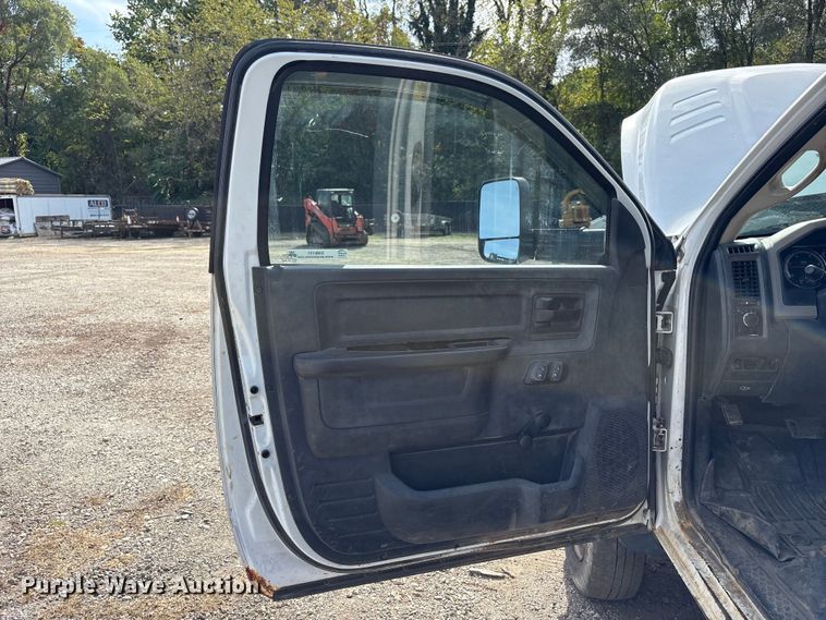 image for item EM6131 2012 Dodge Ram 5500 dump truck