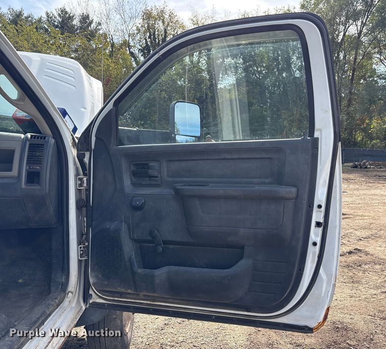 image for item EM6131 2012 Dodge Ram 5500 dump truck