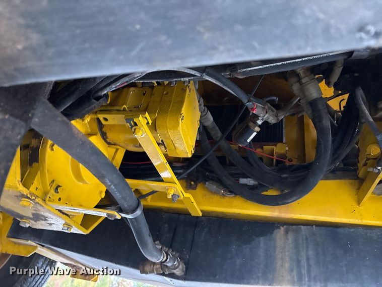 image for item EM6134 2015 Superior Broom SM80-K broom