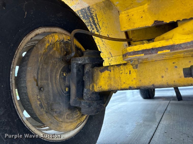 image for item EM6134 2015 Superior Broom SM80-K broom