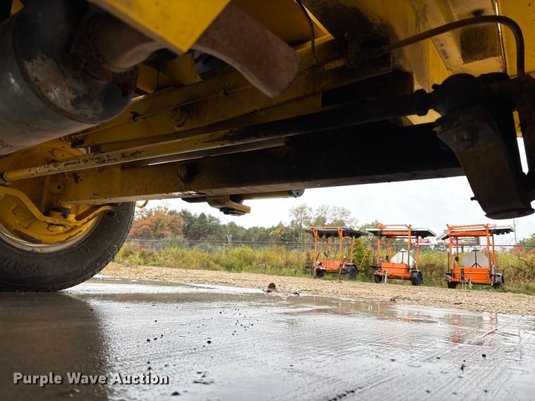 image for item EM6134 2015 Superior Broom SM80-K broom