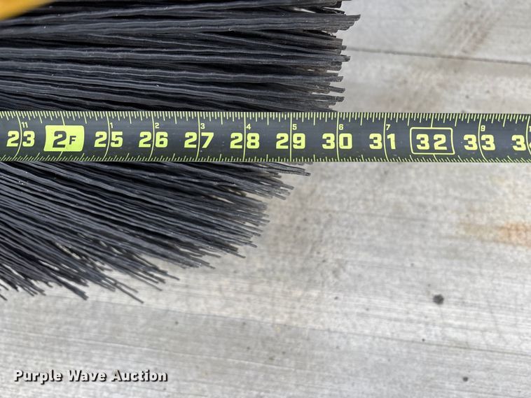 image for item EM6134 2015 Superior Broom SM80-K broom