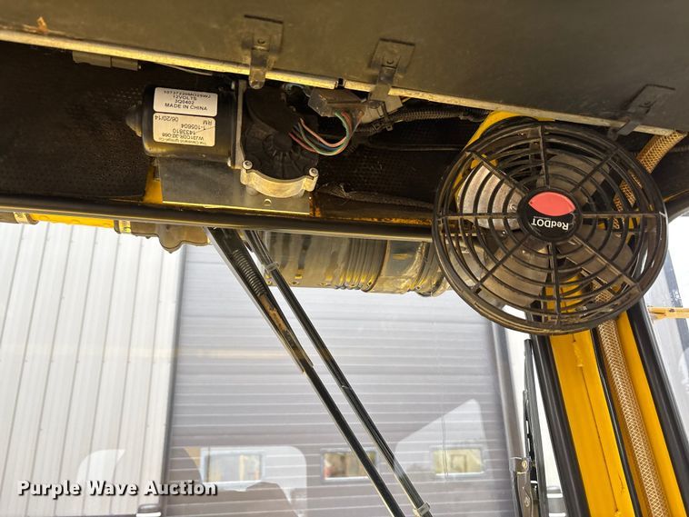 image for item EM6134 2015 Superior Broom SM80-K broom