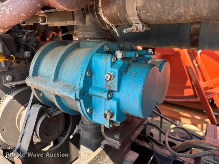 image for item EM8091 2009 Ditch Witch FX30 vacuum excavator