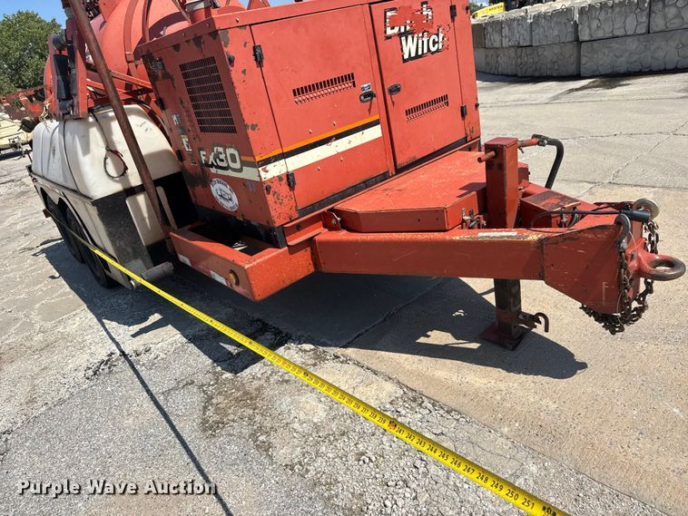 image for item EM8091 2009 Ditch Witch FX30 vacuum excavator