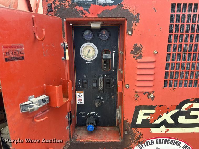 image for item EM8091 2009 Ditch Witch FX30 vacuum excavator