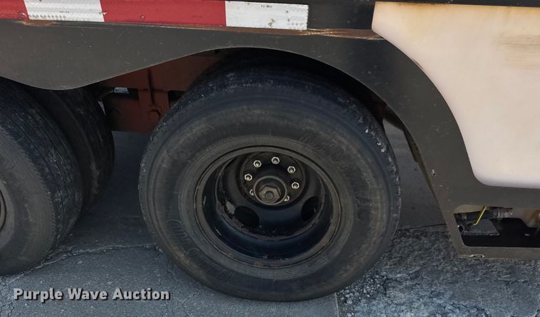 image for item EM8091 2009 Ditch Witch FX30 vacuum excavator