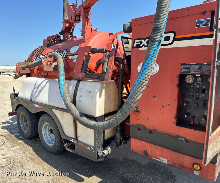 image for item EM8092 2013 Ditch Witch FX60 vacuum excavator