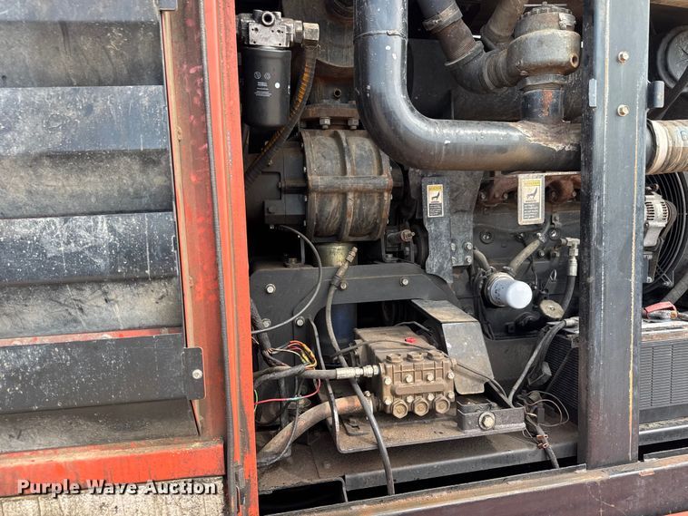 image for item EM8092 2013 Ditch Witch FX60 vacuum excavator