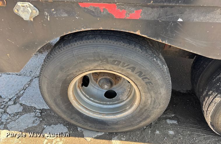 image for item EM8092 2013 Ditch Witch FX60 vacuum excavator