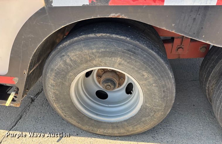 image for item EM8092 2013 Ditch Witch FX60 vacuum excavator