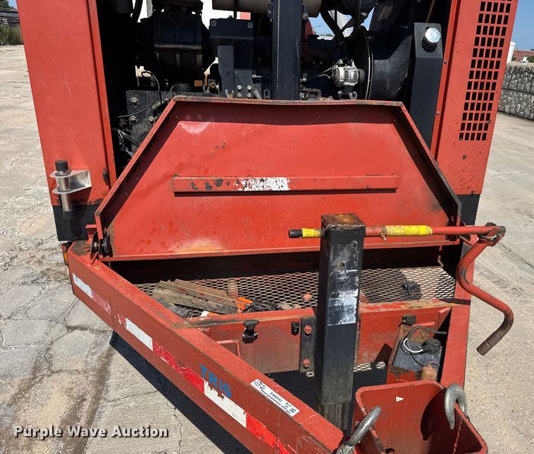 image for item EM8093 2012 Ditch Witch FX60 vacuum excavator