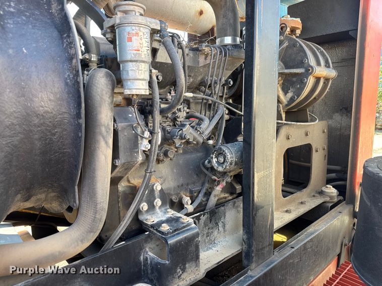 image for item EM8093 2012 Ditch Witch FX60 vacuum excavator