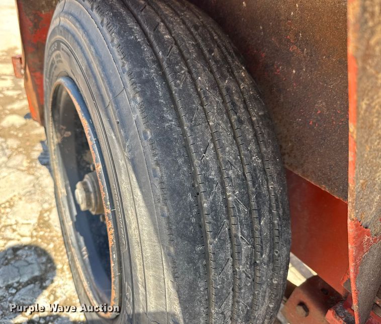 image for item EM8093 2012 Ditch Witch FX60 vacuum excavator