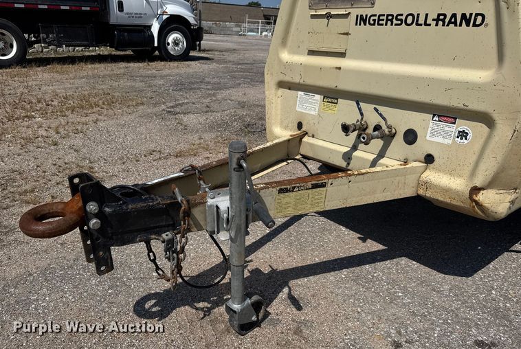 image for item EM8095 Ingersoll Rand P-185B-W-JD air compressor