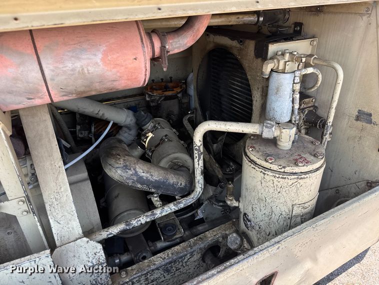 image for item EM8095 Ingersoll Rand P-185B-W-JD air compressor