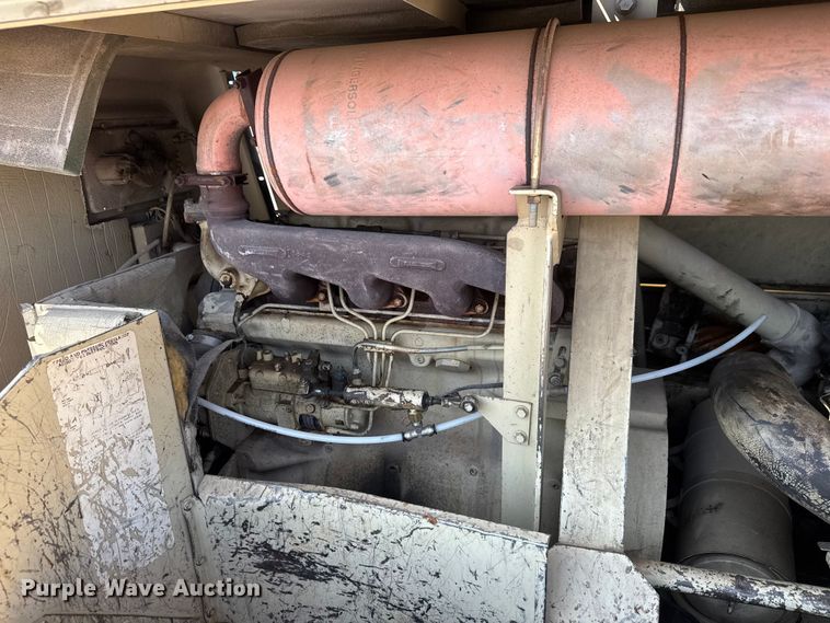 image for item EM8095 Ingersoll Rand P-185B-W-JD air compressor