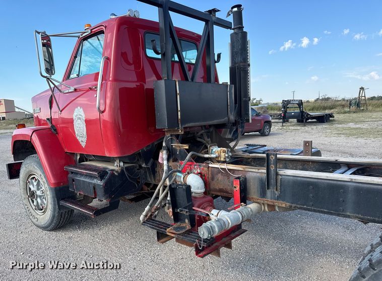 image for item EM8305 1982 GMC Brigadier truck cab and chassis