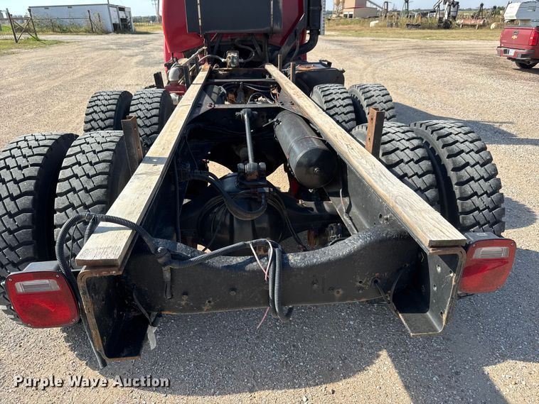 image for item EM8305 1982 GMC Brigadier truck cab and chassis