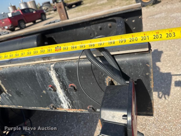 image for item EM8305 1982 GMC Brigadier truck cab and chassis