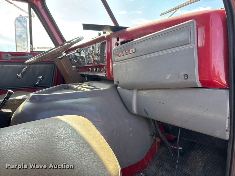 image for item EM8305 1982 GMC Brigadier truck cab and chassis