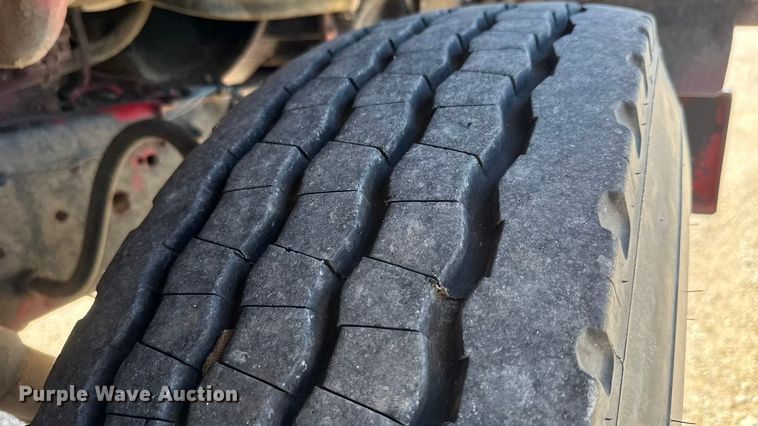 image for item EM8305 1982 GMC Brigadier truck cab and chassis