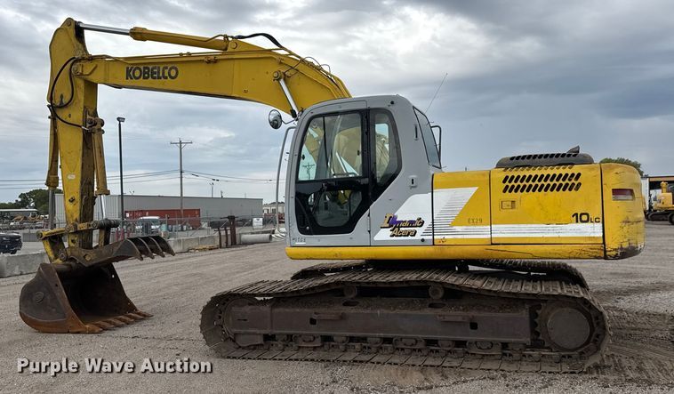 image for item EM8389 2005 Kobelco SK210LC excavator