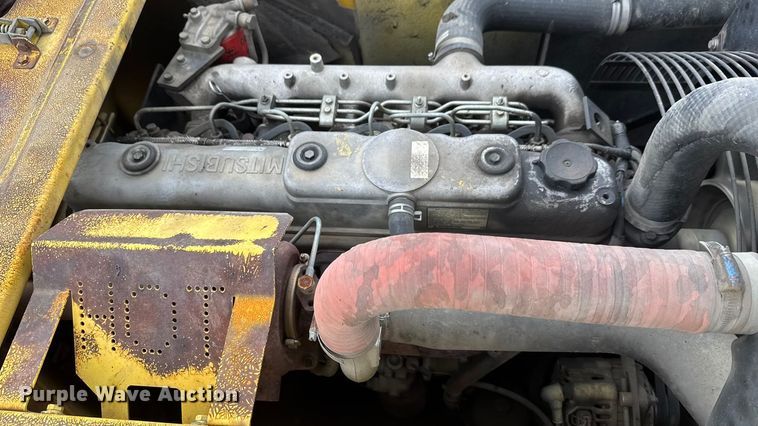 image for item EM8389 2005 Kobelco SK210LC excavator