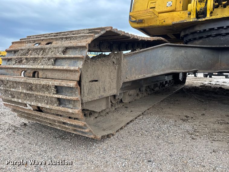 image for item EM8389 2005 Kobelco SK210LC excavator