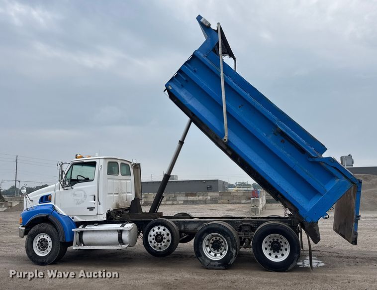 image for item EM8406 2006 Sterling L9500 dump truck