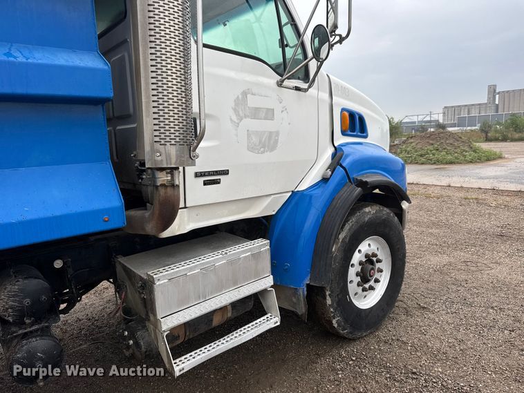 image for item EM8406 2006 Sterling L9500 dump truck
