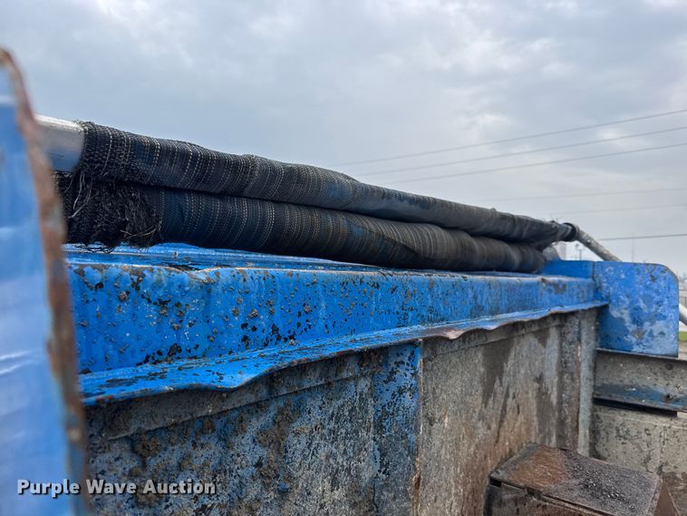 image for item EM8406 2006 Sterling L9500 dump truck