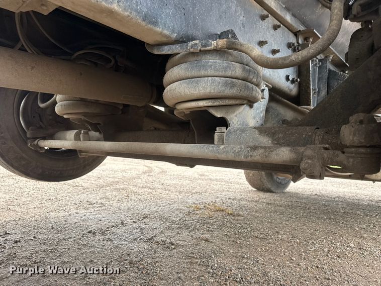 image for item EM8406 2006 Sterling L9500 dump truck