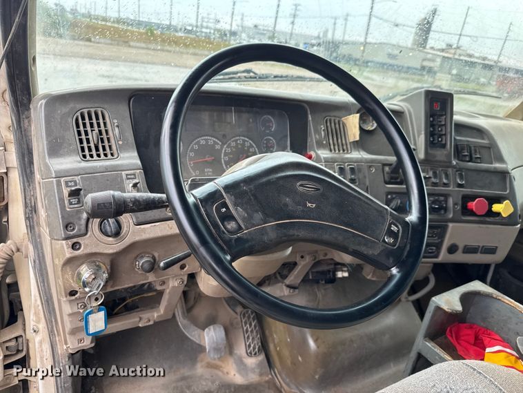 image for item EM8406 2006 Sterling L9500 dump truck