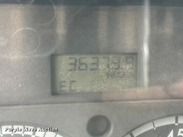 image for item EM8406 2006 Sterling L9500 dump truck