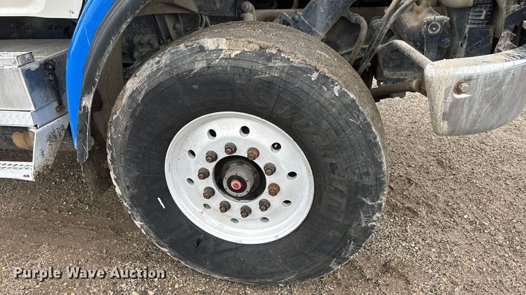 image for item EM8406 2006 Sterling L9500 dump truck