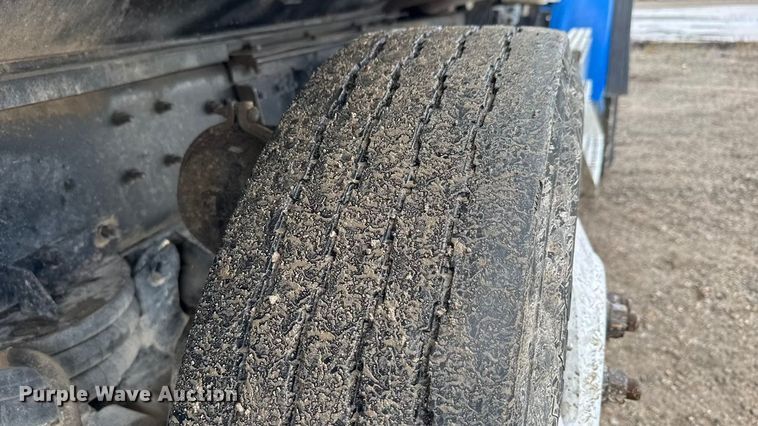 image for item EM8406 2006 Sterling L9500 dump truck