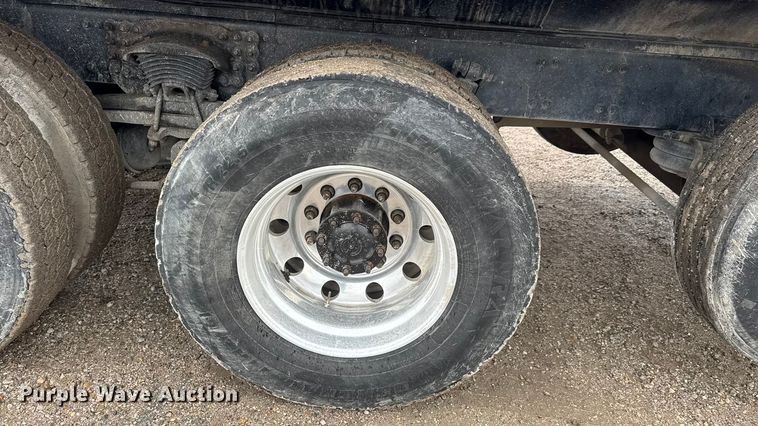 image for item EM8406 2006 Sterling L9500 dump truck