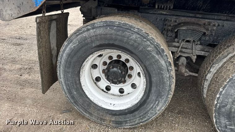 image for item EM8406 2006 Sterling L9500 dump truck