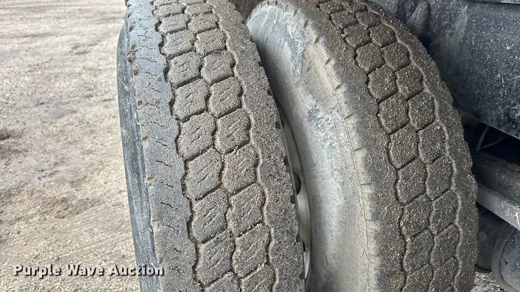 image for item EM8406 2006 Sterling L9500 dump truck