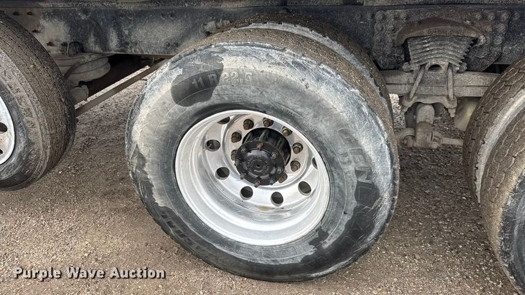 image for item EM8406 2006 Sterling L9500 dump truck