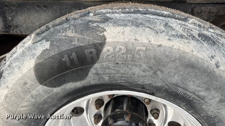 image for item EM8406 2006 Sterling L9500 dump truck