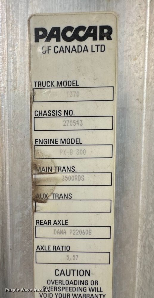 image for item EM8407 2010 Kenworth T370 fuel / lube truck