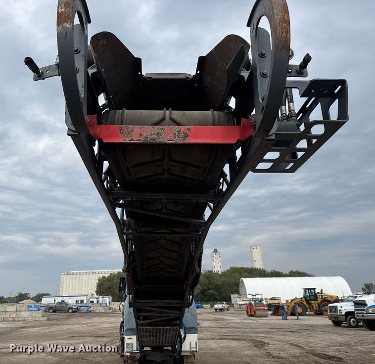 image for item EM8408 2014 Wirtgen W120Fi milling machine