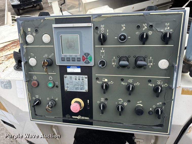 image for item EM8408 2014 Wirtgen W120Fi milling machine