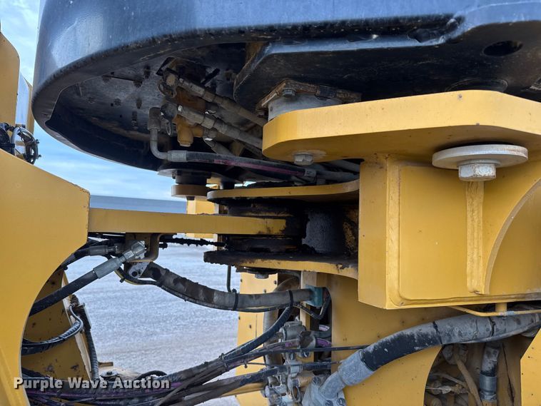 image for item EM8414 2015 Caterpillar 980M wheel loader