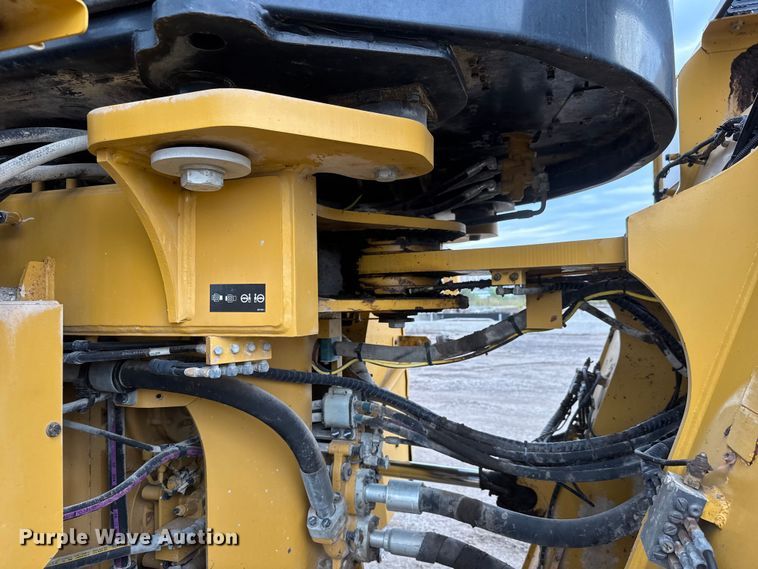 image for item EM8414 2015 Caterpillar 980M wheel loader