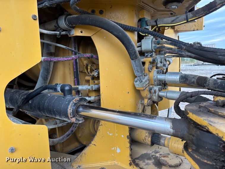 image for item EM8414 2015 Caterpillar 980M wheel loader